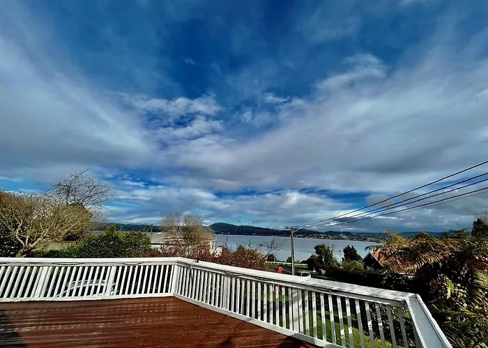 Premium Lake View Home