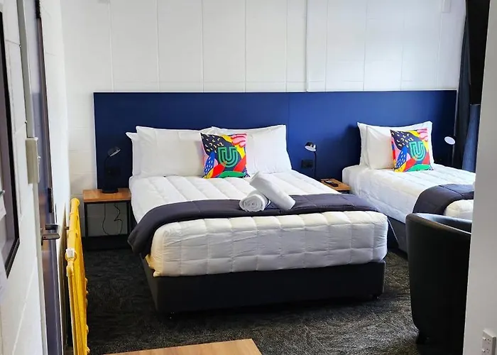Urban Lounge Sleepery, Surestay Collection By BW