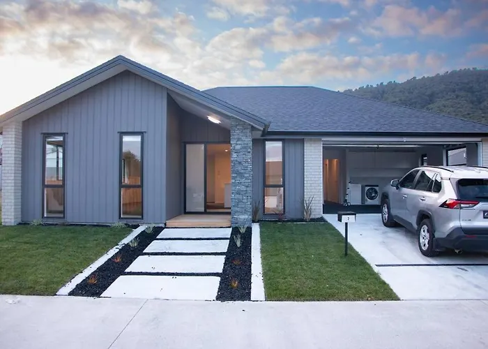 Fabulous 4 Bedrooms House In Rotorua