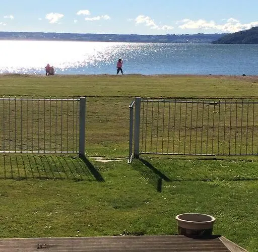 Beautiful Lakefront Location