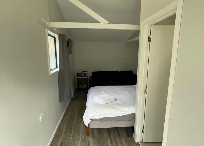 2 Double Beds Including 1 Sofa Bed Garden Charlet Unit C, 9 Steles Lane, Rotorua