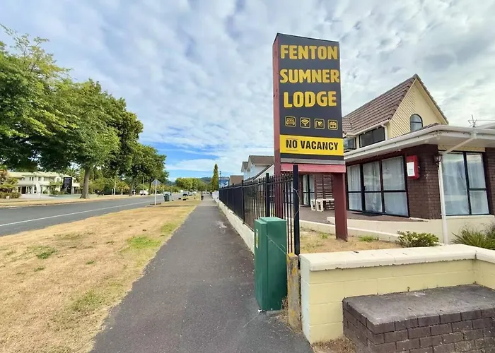 Unit 9 Fenton Sumner Lodge
