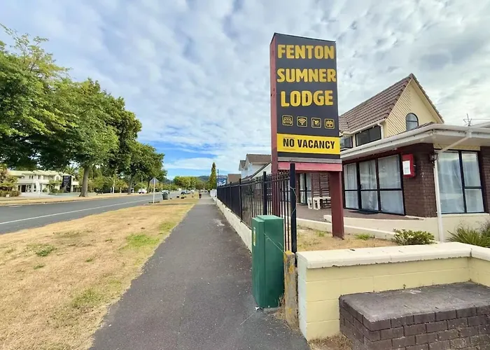 Unit 8 Fenton Sumner Lodge