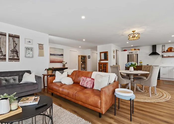 Inn Mcdowell - Modern 3 Bedroom In Springfield