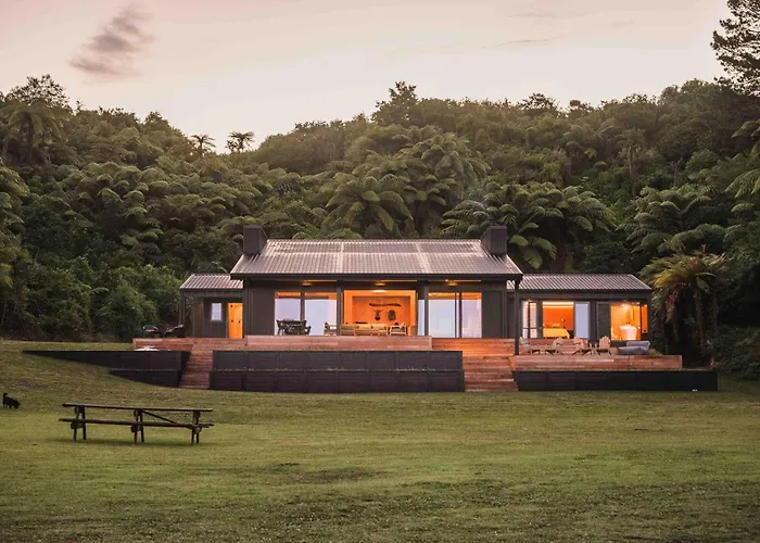 Lakefront Luxury At Okere Falls Lake Rotoiti