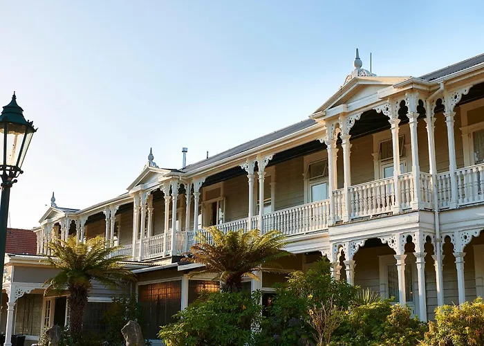 Prince'S Gate Hotel