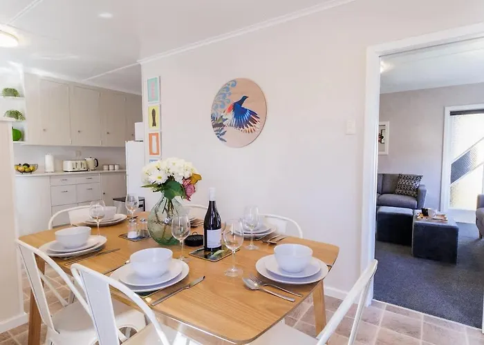 Cute On Konene - Quiet & Central Family Ready