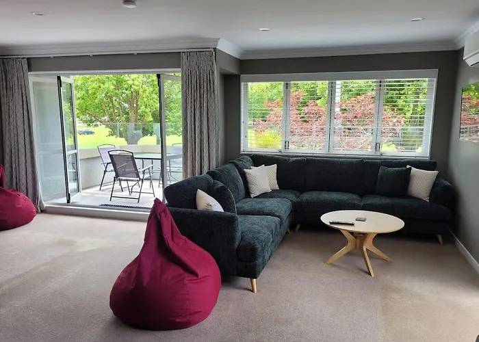 Greenview Apartment