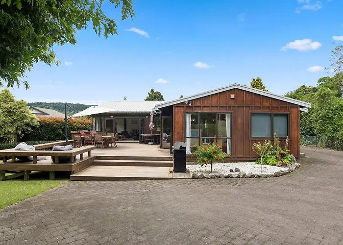 Paradise At 471 - Rotorua Holiday Home