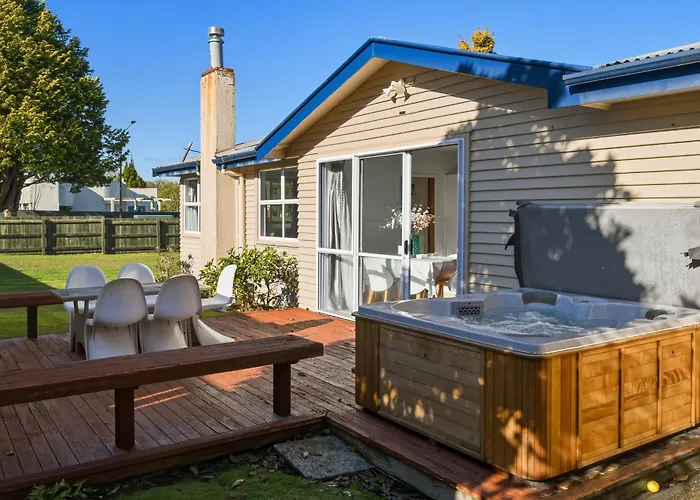 Dream Home In Central Of Rotorua With Spa Pool