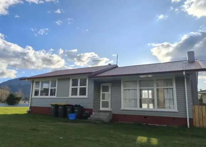 3 Bedroom, 1 Bathroom House A